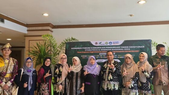 FHIL Ikut Serta Pada Kongres dan Seminar Nasional Foretika (Forum Komunikasi Pimpinan Perguruan Tinggi Kehutanan Indonesia)